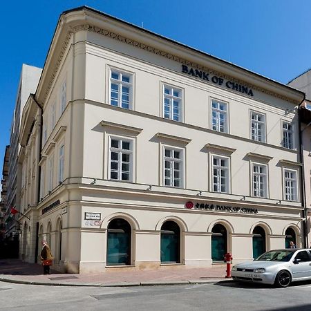 Budapest Central Square 2 Bedrooms Suite - Michaelides Voeroesmarty Square Residences ภายนอก รูปภาพ